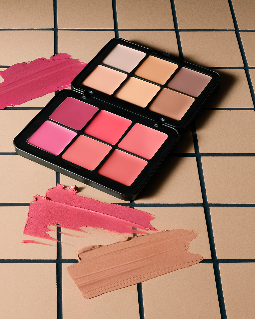 Ultra HD Blush Palette by MAKE UP FOR EVER, 12 Shades